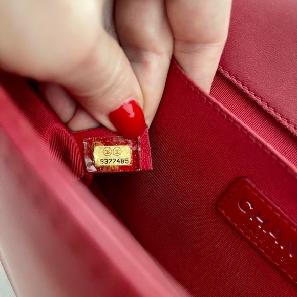 CHANEL Lambskin Quilted Medium Boy Flap - Picture 6 of 10